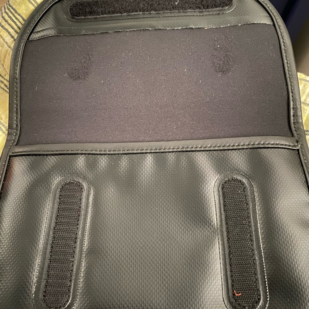 Marc Jacobs mini IPAD case - Picture 4 of 5